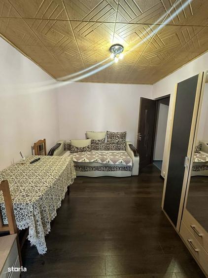 2 camere decomandat etaj 2 Oituz 58.800 - 5