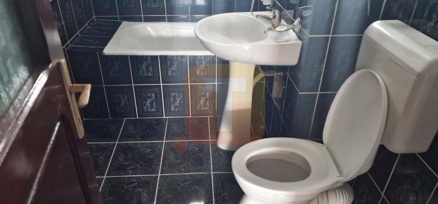 3 camere ultracentral – Piatra Neamț, etaj 4, balcon 7.9 mp - 6