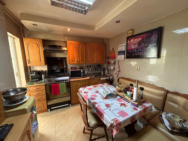 Apartament 4 camere - suprafata 81mp - Vidin. etaj 3. - 2