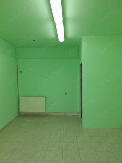 Inchiriez spa?iu in zona centrala. - 5