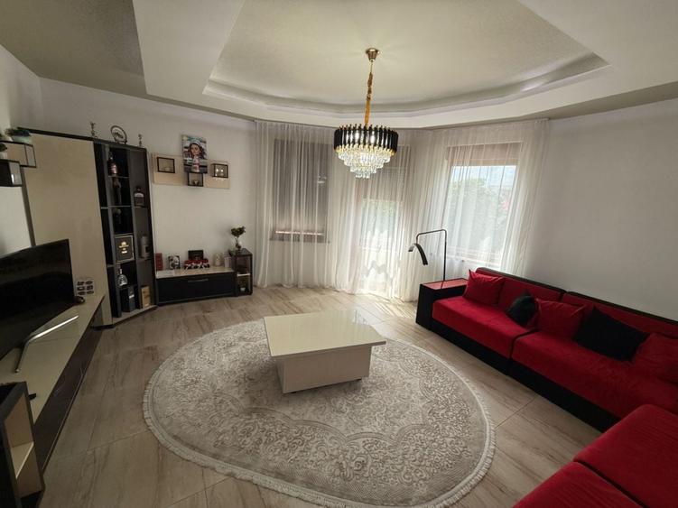 Apartament 4 camere zona Central - 1