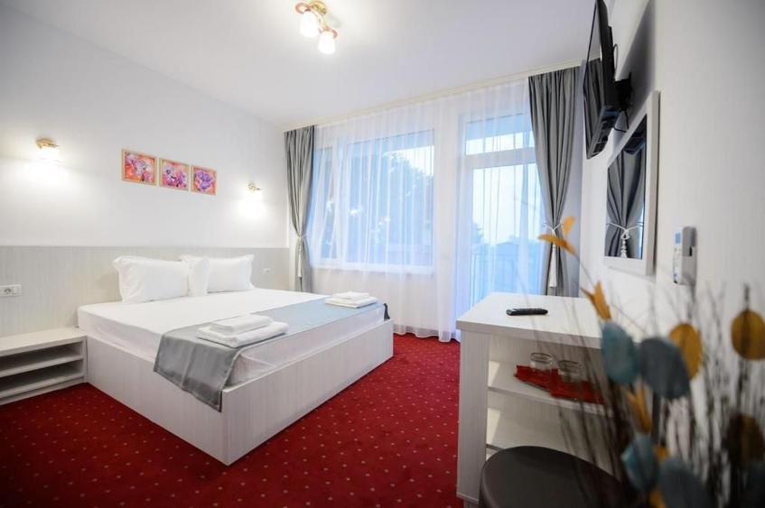 Afacere la cheie! Pensiune si restaurant Mamaia Nord 630000 euro - 12