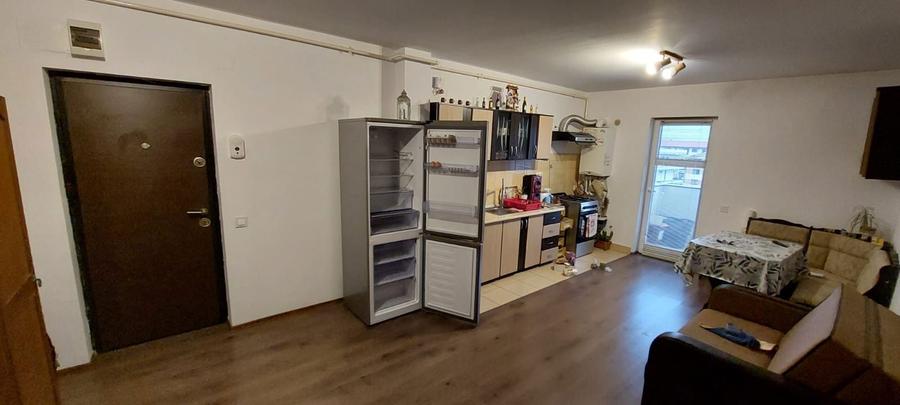 Inchiriez apartament in Florssti - 3