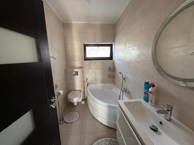 Casa de vanzare cu mansarda, complet mobilata si utilata, 4 camere - 7