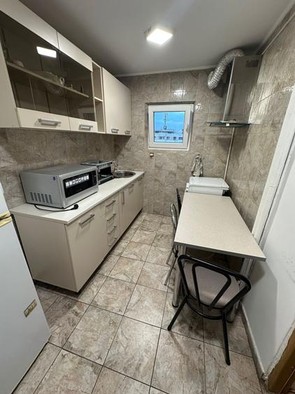 Apartament 3 camere de inchiriat, zona Nicolae Grigorescu, aproape de metrou - 13
