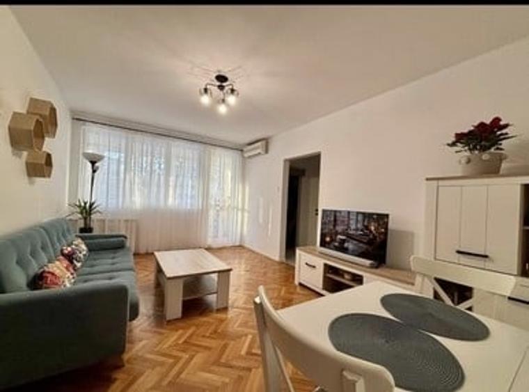 Piata Victoriei , Ion Mihalache stradal , Piata Domeni - 4