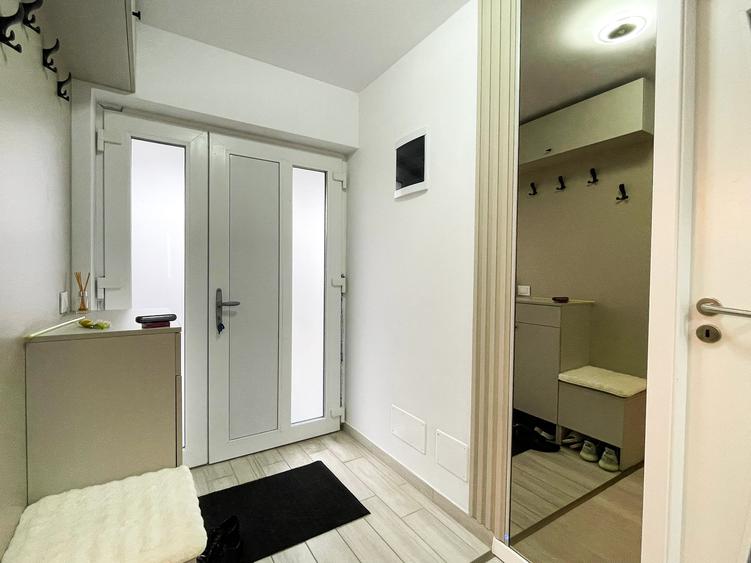 Casă cu 3 camere cu Teren 400 Mp în Ciurbești