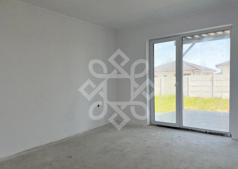 Casa noua de vanzare cu teren 500 mp in Santandrei - 4