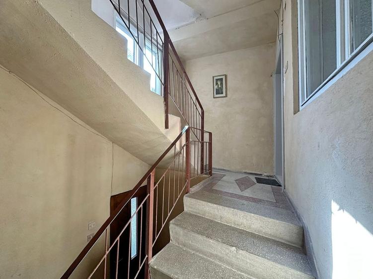 Apartament 4 camere de vânzare, Brașovul Vechi, structura generoasa - 8