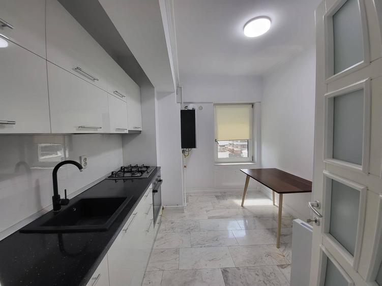 Ofertă rară – Închiriere apartament 3 camere, Copou – Royal Town - 8