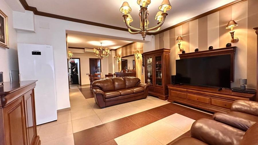 REV2005485 Vila de vanzare 5 camere l Cartier 23 August l Titan - 3