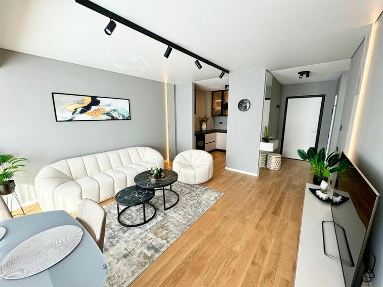 COMISION 0/ NOU / PRIMA INCHIRIERE / TERASA GENEROASA - 3