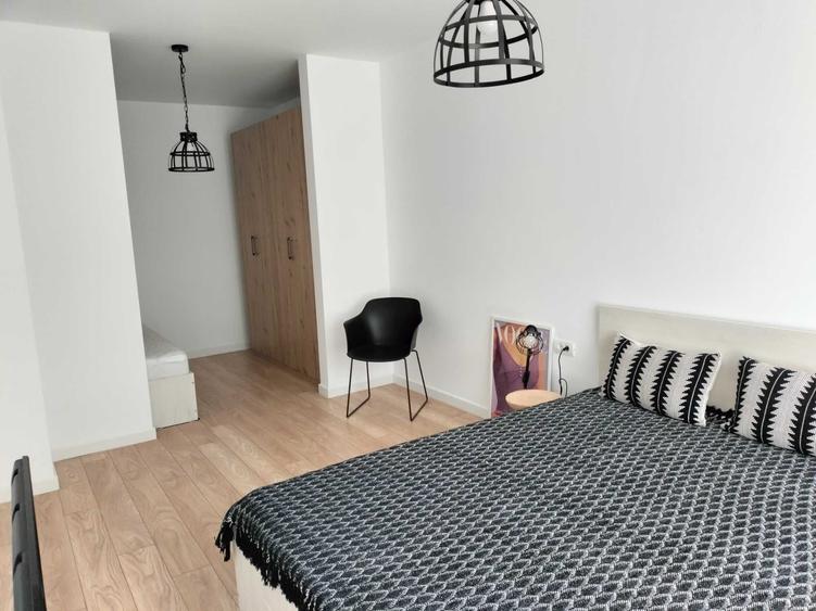 Apartament cu 2 camere semidecomandat, mobilat în Pipera