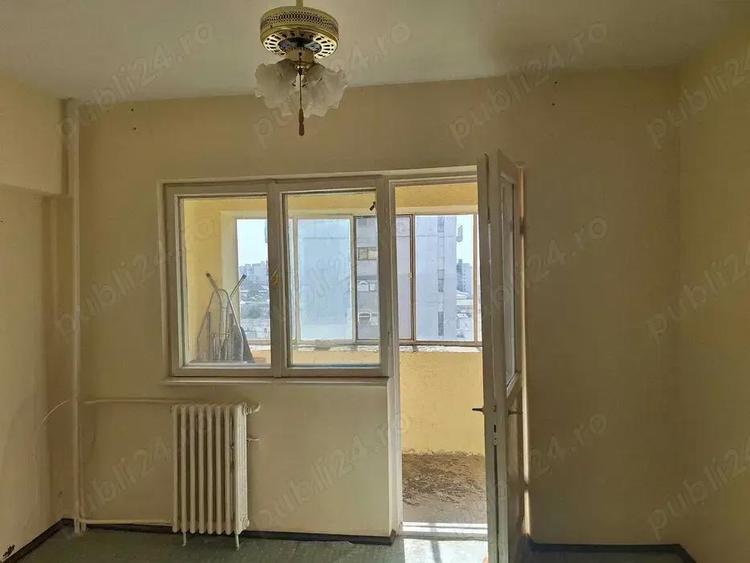 Apartament cu 2 camere zona Unirii Sud etaj intermediar confort 1 decomandat Pret: 58.000 - 2