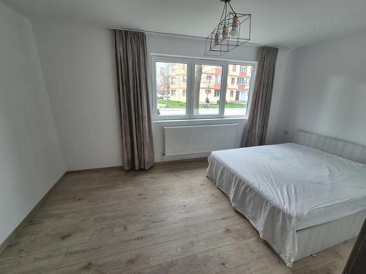 Vand apartament 2 camere - 1