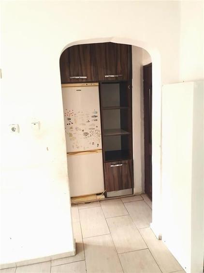 Apartament cu 3 camere Velenta, strada Razboieni - 14
