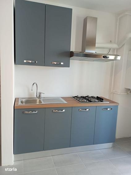 Inchiriez studio 2camere Tractorul Coresi pet friendly,aer conditionat - 9