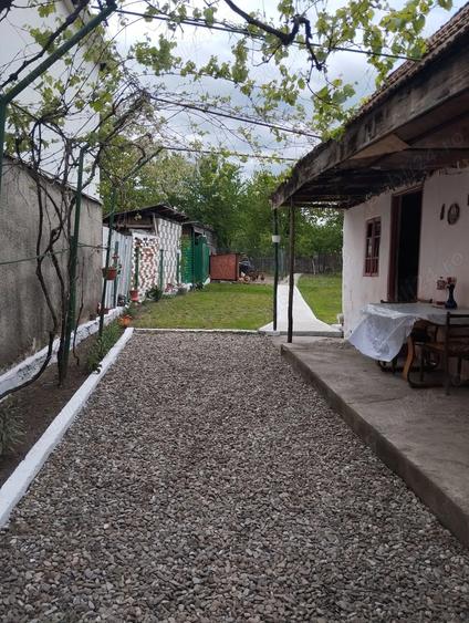 Schimb casa cu apartament 3 camere - 4