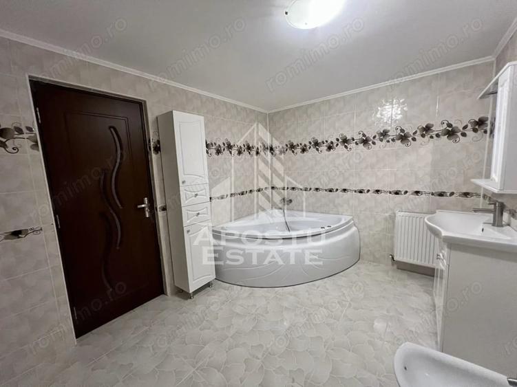 Casă cu 5 camere cu Teren 500 Mp în Moșnița Nouă