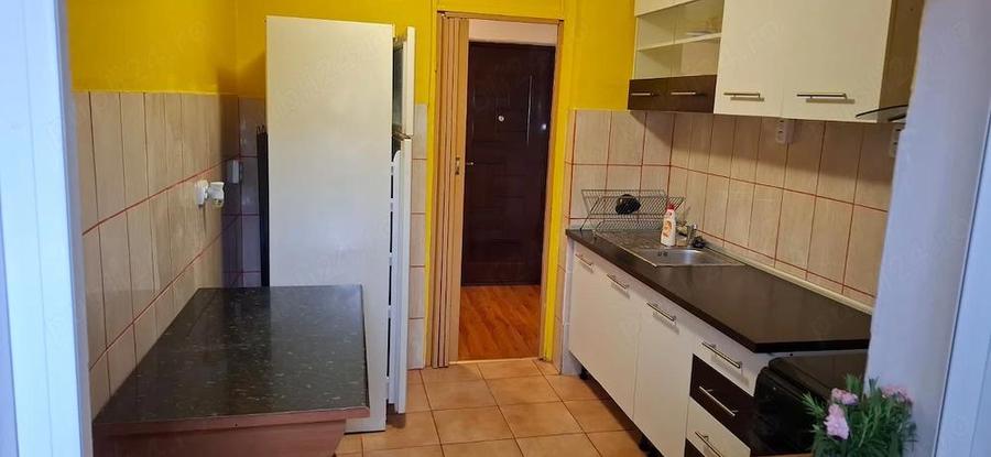 2 camere de inchirat cu loc de parcare inclus - 3