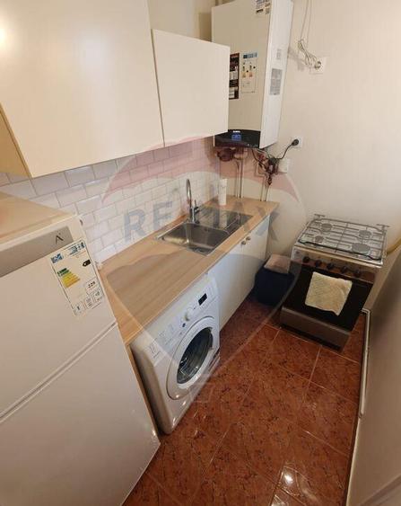 Apartament cu o camera de inchiriat Margeanului etaj 3 - 1