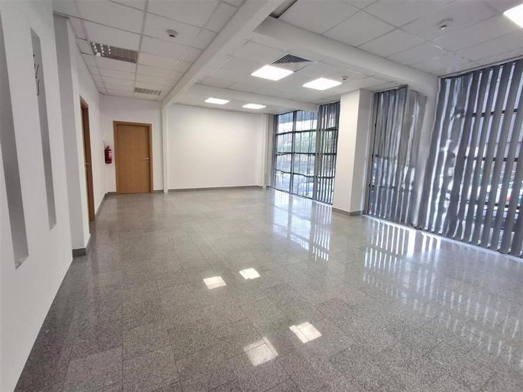 Spatiu comercial 200mp zona Centrala - 13