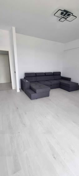 Vind apartament cu 2 camere bloc nou. Cu parcare privata - 7