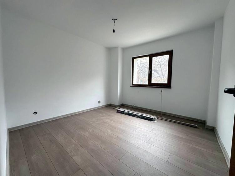 ZIMBRU - Bloc 1980, Apartament 3 camer decomandat, parter, MOBILAT - 10