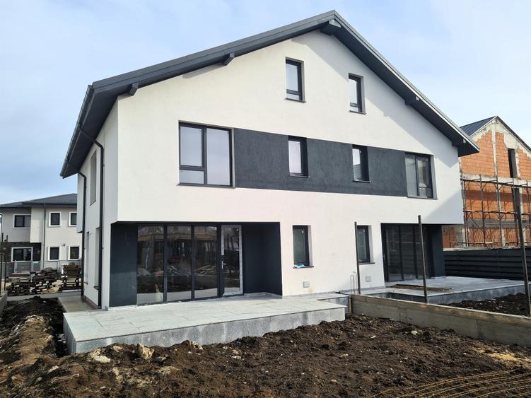 OMNIA | Case premium P+1+M | Zona 23 August Otopeni | Ansamblu nou exclusiv | - 1