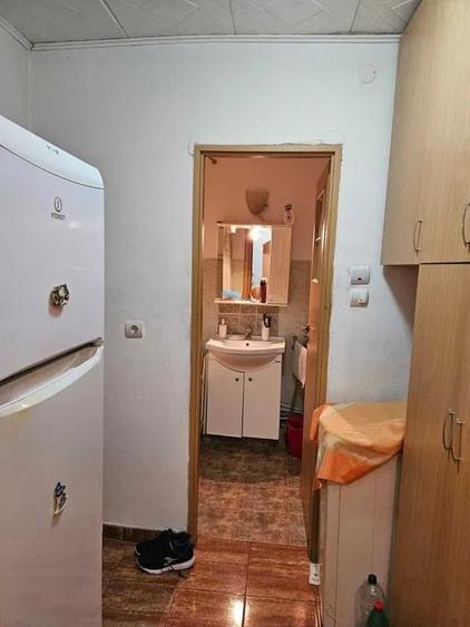 Apartament cu o camera decomandat, zona Alexandru cel Bun - 4