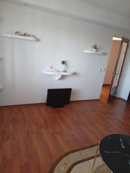 Apartament 3 camere central Buftea- 400 de euro, mobilat, utilat, loc parcare - 5