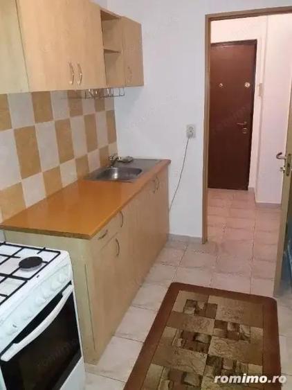 1 camera zona Steaua - 2