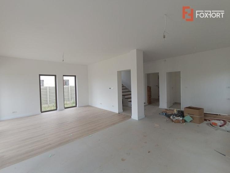 Casa individuala cu 4 camere de vanzare in Mosnita Noua - 3