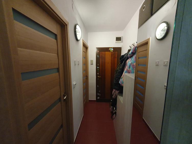 Uranus, 2 camere, etaj 3, comision 1%, 90000 euro - 5