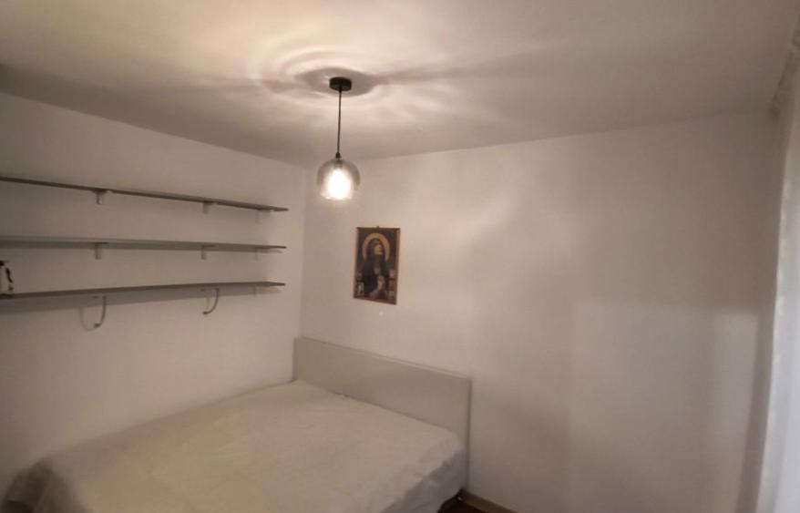 Inchiriez apartament 250 - 6