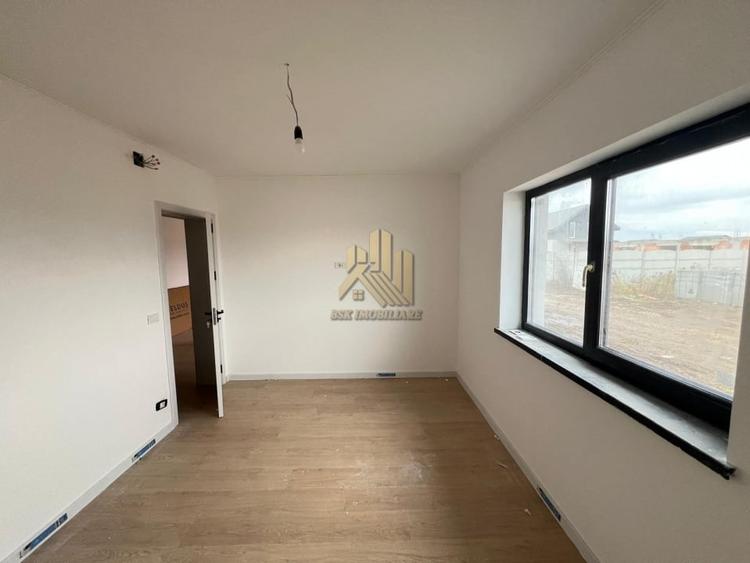 Casa 4 camere Izvor Tarlungeni - 10