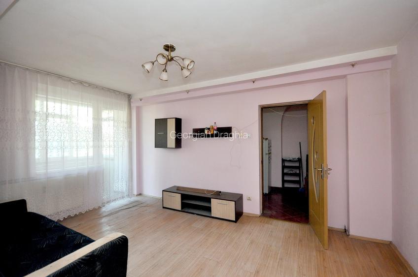 Apartament cu 2 camere semidecomandat, mobilat în Ștefan cel Mare