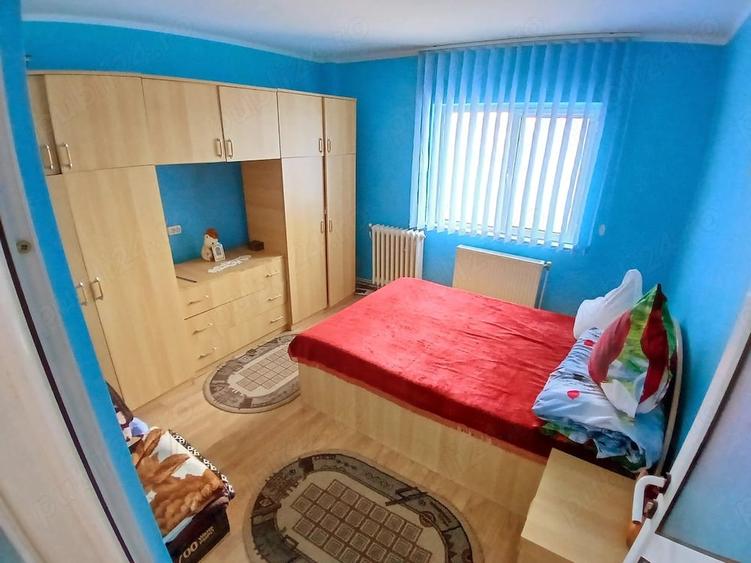 Apartament 2 camere, 53 mp, etaj 3 Zona Industriala din Tecuci - 2