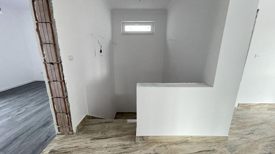 Casa de familie in zona rezidentiala - 25