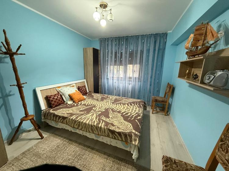 Vând apartament 2 camere renovat - 3