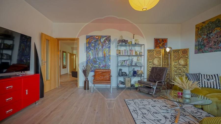 Apartament cu 3 camere in casa, curte proprie si garaj - 6