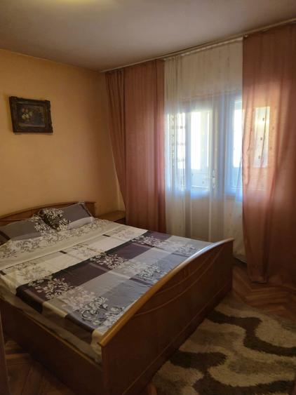 Vand apartament 3 camere, decomandat confort 1, zona Central - 6