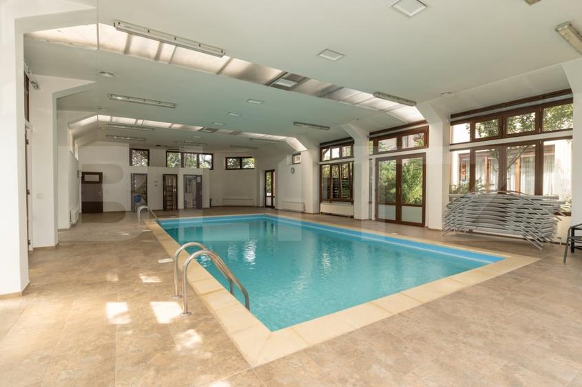 Vila exclusivista, de vanzare, cu 8 camere, 400 mp, zona Peris - 8