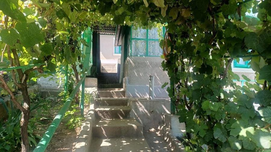 Casa de vanzare In Tulcea constuctie de 120 metri patra?i pe suprafa?a totala de 300 metri patrati - 6