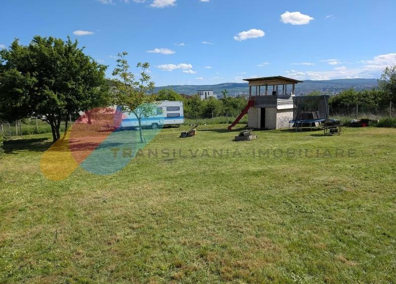 Teren intravilan, 800 mp, priveliste deosebita asupra orasului, Iris - 1