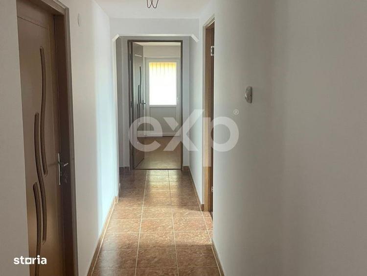 Casa / Vila cu 6 camere de vanzare Leontinesti - Bacau - 2