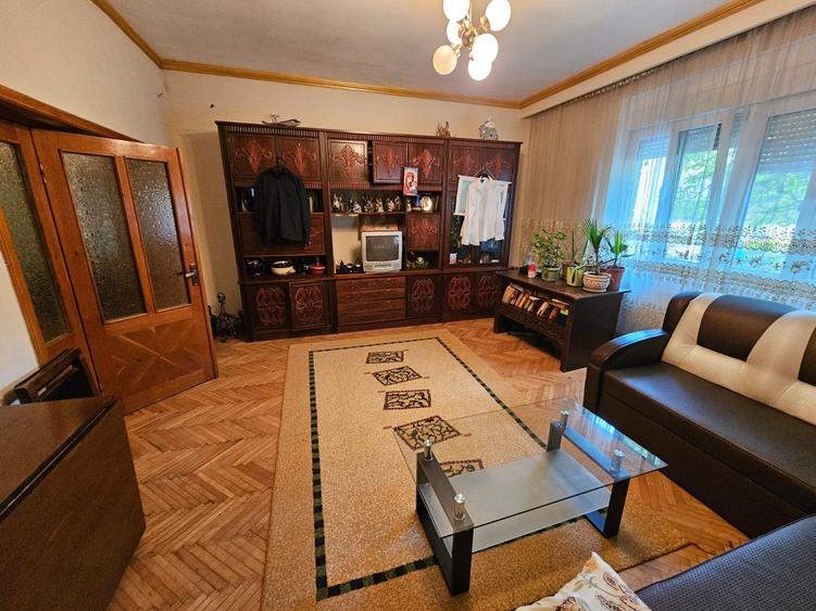 Casa ultracentrala zona Imparatul Traian - 4