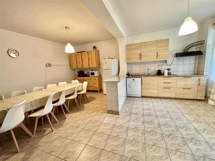 Oportunitate Duplex 7 Camere Central Predeal - 15