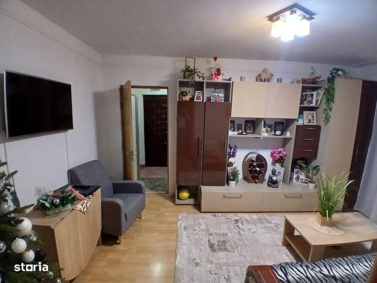 Vand apartament 2 camere - 1