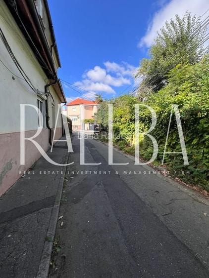 Apartament 2 camere, 86 mp, pivniță 21 mp, terasă - Unirii - Traian de vanzare.